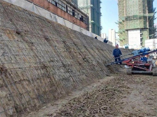 高平建筑边坡支护